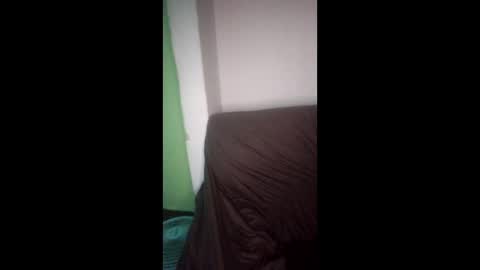 ayllinha online show from March 18, 2026, 3:20 am