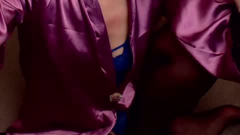 Snapshot of aylynrichard chatting on February 12, 2025, 3:38 pm aylynrichard online show from February 12, 2025, 3:38 pm