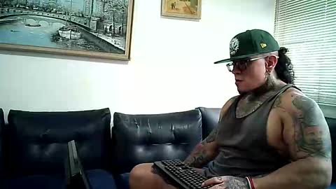 Snapshot of ayrton_naffah2 chatting on May 28, 2026, 7:55 pm Ayrton naffah2 online show from May 28, 2026, 7:55 pm