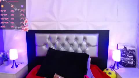 Snapshot of azaahara_ chatting on June 27, 2026, 12:22 pm Azahara online show from June 27, 2026, 12:22 pm