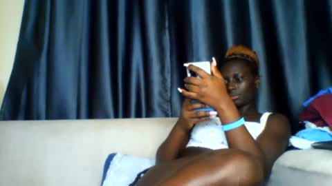 Snapshot of azaelia_iris chatting on July 23, 2026, 7:01 pm azaelia_iris online show from July 23, 2026, 7:01 pm