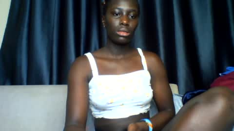 Snapshot of azaelia_iris chatting on July 24, 2026, 7:50 am azaelia_iris online show from July 24, 2026, 7:50 am