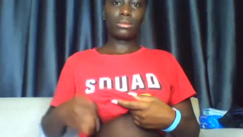 Snapshot of azaelia_iris chatting on July 30, 2026, 6:45 am azaelia_iris online show from July 30, 2026, 6:45 am
