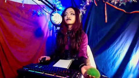 Snapshot of azazelgains chatting on January 19, 2025, 6:31 am Azazel online show from January 19, 2025, 6:31 am