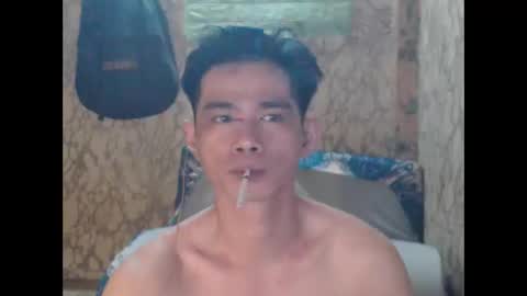 Snapshot of azn_philip chatting on December 3, 2025, 6:06 pm Philip online show from December 3, 2025, 6:06 pm