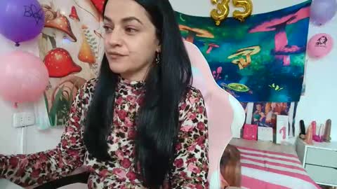 Snapshot of azucenaxxxgp chatting on May 4, 2026, 3:41 pm Azucena R online show from May 4, 2026, 3:41 pm