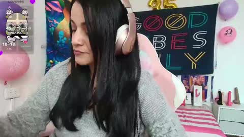 Snapshot of azucenaxxxgp chatting on May 8, 2026, 3:06 pm Azucena R online show from May 8, 2026, 3:06 pm