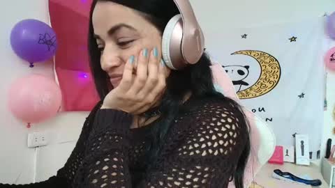 Snapshot of azucenaxxxgp chatting on May 11, 2026, 4:04 pm Azucena R online show from May 11, 2026, 4:04 pm