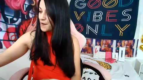 Snapshot of azucenaxxxgp chatting on July 3, 2026, 3:40 pm Azucena R online show from July 3, 2026, 3:40 pm