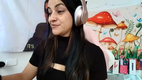 Snapshot of azucenaxxxgp chatting on July 10, 2026, 3:36 pm Azucena R online show from July 10, 2026, 3:36 pm