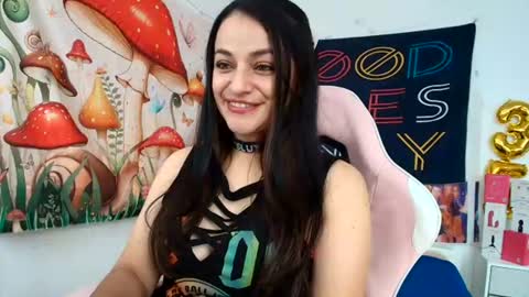 Snapshot of azucenaxxxgp chatting on July 24, 2026, 2:37 pm Azucena R online show from July 24, 2026, 2:37 pm