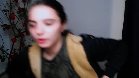 azumi_chan_ online show from November 22, 2025, 1:04 am