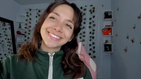 Snapshot of azumi_saan chatting on November 27, 2025, 3:08 am azumi saan online show from November 27, 2025, 3:08 am