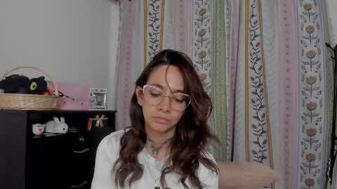 Snapshot of azumi_saan chatting on May 18, 2026, 1:35 am azumi saan online show from May 18, 2026, 1:35 am