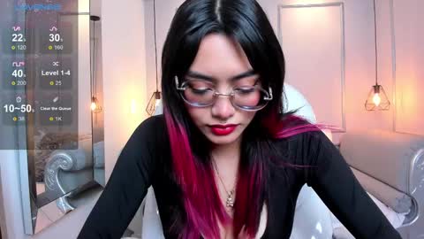 Azura online show from February 12, 2025, 7:24 pm