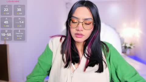 Snapshot of azurakindong chatting on June 5, 2026, 7:30 pm Azura online show from June 5, 2026, 7:30 pm