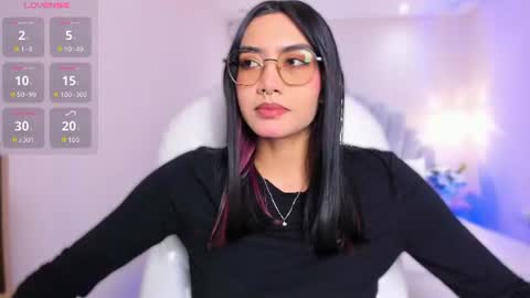Snapshot of azurakindong chatting on June 13, 2026, 7:12 pm Azura online show from June 13, 2026, 7:12 pm