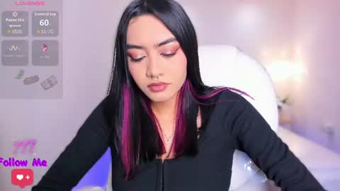 Snapshot of azurakindong chatting on June 17, 2026, 7:04 pm Azura online show from June 17, 2026, 7:04 pm