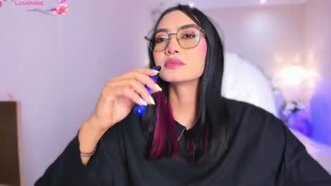 Snapshot of azurakindong chatting on July 6, 2026, 7:38 pm Azura online show from July 6, 2026, 7:38 pm