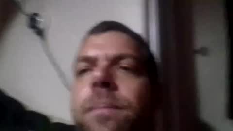 azza42086 online show from March 8, 2026, 4:22 pm