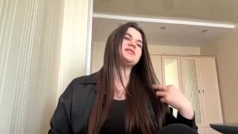 Snapshot of azzieyerbich chatting on March 28, 2026, 12:16 pm Elara online show from March 28, 2026, 12:16 pm