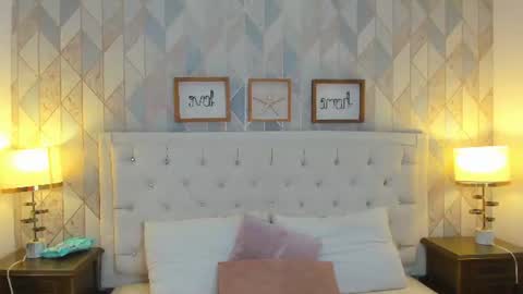Snapshot of b3k_afrodict chatting on July 10, 2026, 4:06 am Anny online show from July 10, 2026, 4:06 am