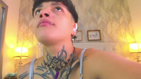 Snapshot of b3k_afrodict chatting on July 17, 2026, 3:35 am Anny online show from July 17, 2026, 3:35 am