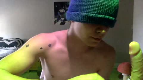 Snapshot of b4nnysturntoo chatting on December 27, 2024, 7:46 pm b4nnysturntoo online show from December 27, 2024, 7:46 pm