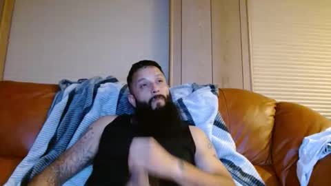 Miguel online show from November 7, 2025, 8:03 am