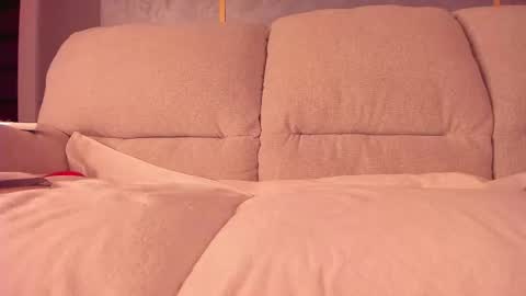 Snapshot of baaaybeee chatting on February 21, 2025, 12:27 am Alessia online show from February 21, 2025, 12:27 am