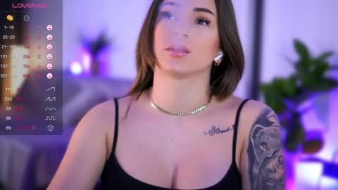 Inna online show from November 17, 2025, 8:03 pm