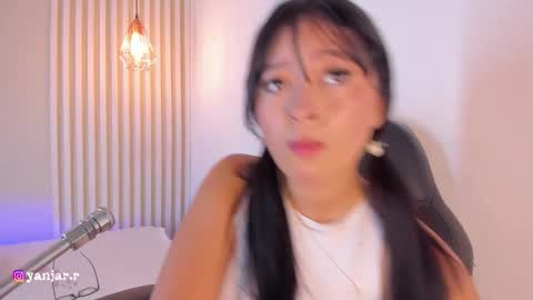 Snapshot of babe_katty chatting on November 14, 2025, 1:21 pm Katty online show from November 14, 2025, 1:21 pm