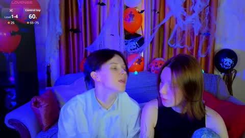 Snapshot of babees_eva chatting on October 15, 2025, 11:43 am Sweety Eva online show from October 15, 2025, 11:43 am