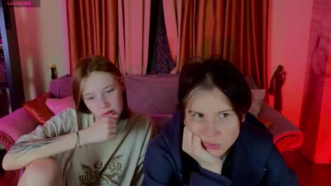 Snapshot of babees_eva chatting on November 28, 2025, 11:35 am Sweety Eva online show from November 28, 2025, 11:35 am