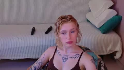 Snapshot of babees_eva chatting on July 21, 2026, 10:28 am Sweety Eva online show from July 21, 2026, 10:28 am