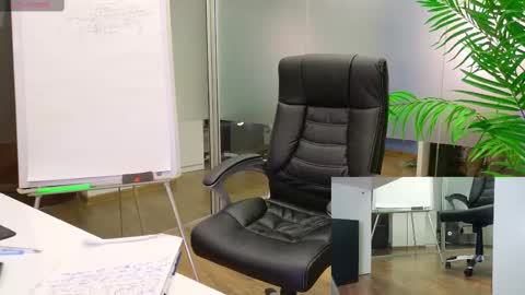 Olivia and Lexi online show from February 27, 2025, 8:17 am