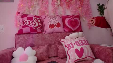 Juanita online show from March 8, 2026, 2:21 pm