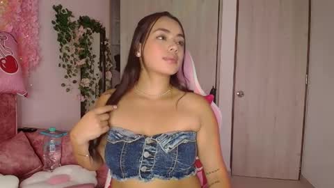 Juanita online show from March 15, 2026, 11:44 pm