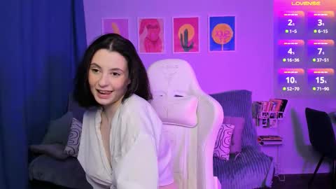 Snapshot of baby_annabellee chatting on November 9, 2025, 8:18 pm Baby Annabelle online show from November 9, 2025, 8:18 pm