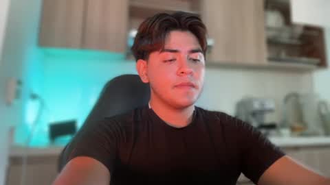 David Cortes online show from November 11, 2025, 8:09 pm