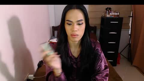 Snapshot of baby_fu chatting on October 4, 2025, 8:29 pm Nathalia online show from October 4, 2025, 8:29 pm