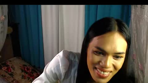 Snapshot of baby_fu chatting on November 14, 2025, 5:33 pm Nathalia online show from November 14, 2025, 5:33 pm