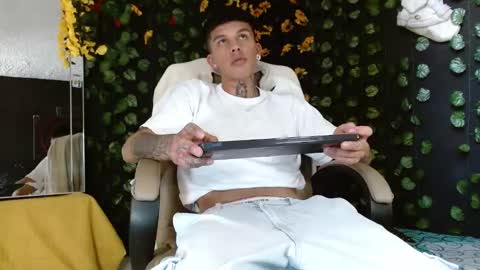 OF GxoXabs online show from December 17, 2024, 3:39 pm