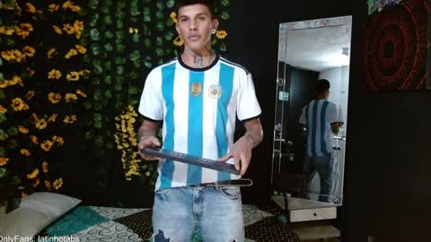 OF GxoXabs online show from January 20, 2025, 10:59 pm