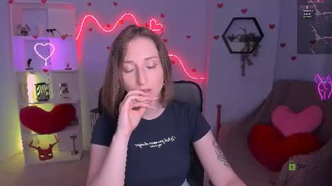Snapshot of baby_hotte chatting on June 12, 2026, 5:50 am baby online show from June 12, 2026, 5:50 am