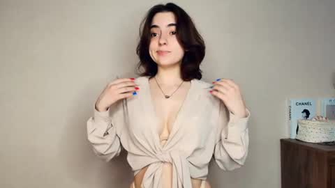 Snapshot of baby_is_ready chatting on July 14, 2026, 7:24 am Emily online show from July 14, 2026, 7:24 am
