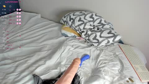 Snapshot of baby_jul1 chatting on January 1, 2025, 2:20 pm JULY online show from January 1, 2025, 2:20 pm