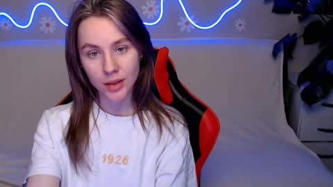 baby_kitte online show from March 12, 2025, 4:08 am