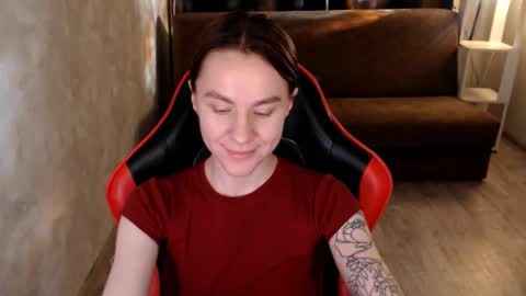 baby_kitte online show from December 16, 2025, 3:44 am