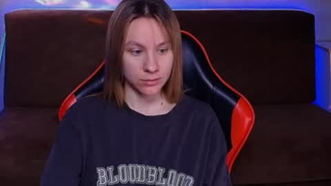 baby_kitte online show from June 14, 2026, 3:08 am